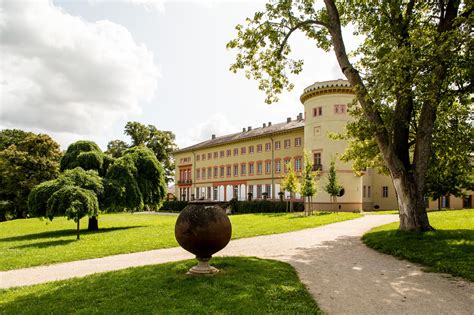 Schloss Herrnsheim .